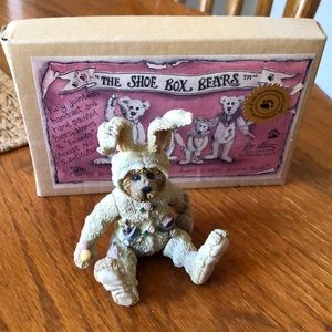 Boyd’s fully jointed Shoe Box Bear
